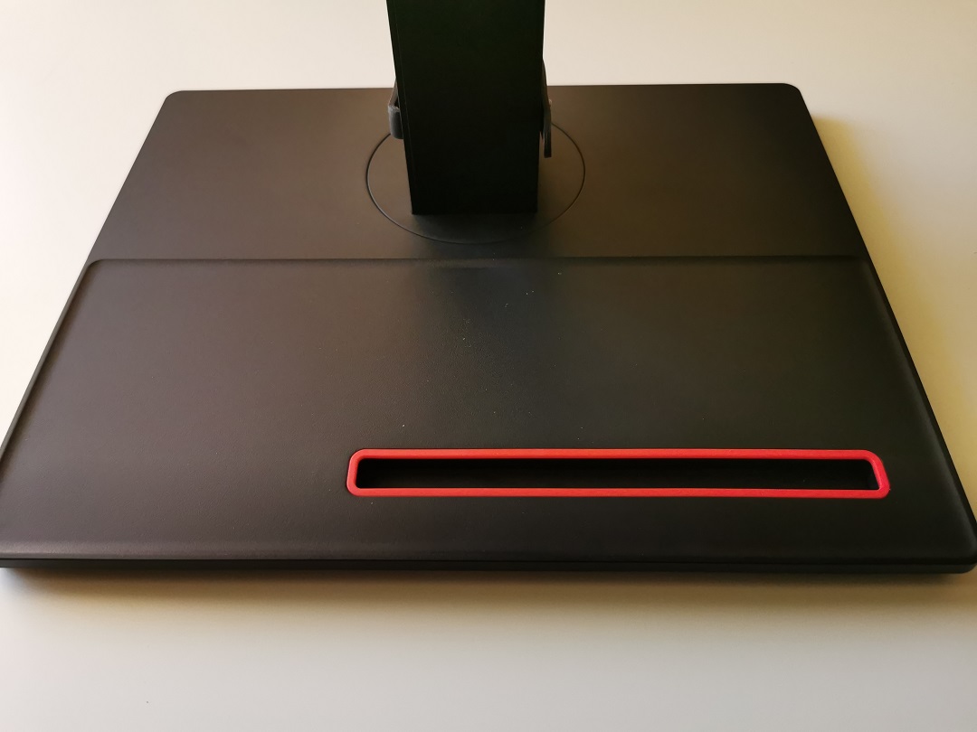 Review of Lenovo Think Vision T34W20 Monitor in the UAE