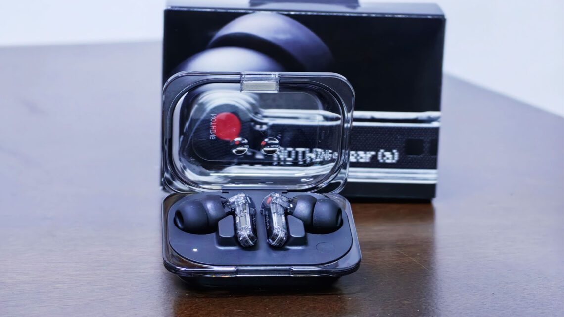 Review-of-the-Nothing-ear-(a)-in-the-UAE