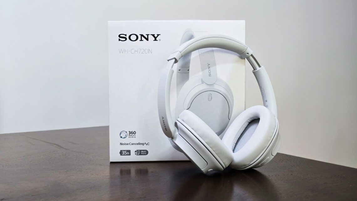 Review-of-Sony-WH-CH720N-in-the-UAE