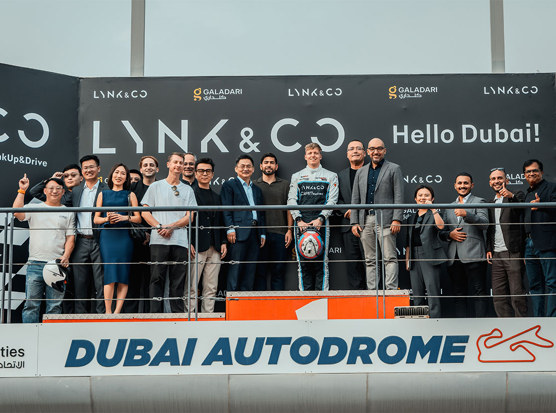 World-Touring-Car-Champion-Yann-Ehrlacher-with-LYNK_&_Co_members