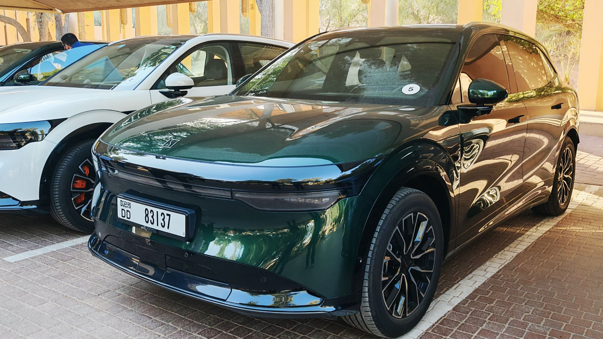 Zeekr-7X-UAE-Drive-320km-Real-World-Test-of-Luxury,-Tech-&-Efficiency